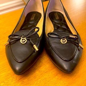 Michael Kors flats! 6 1/2